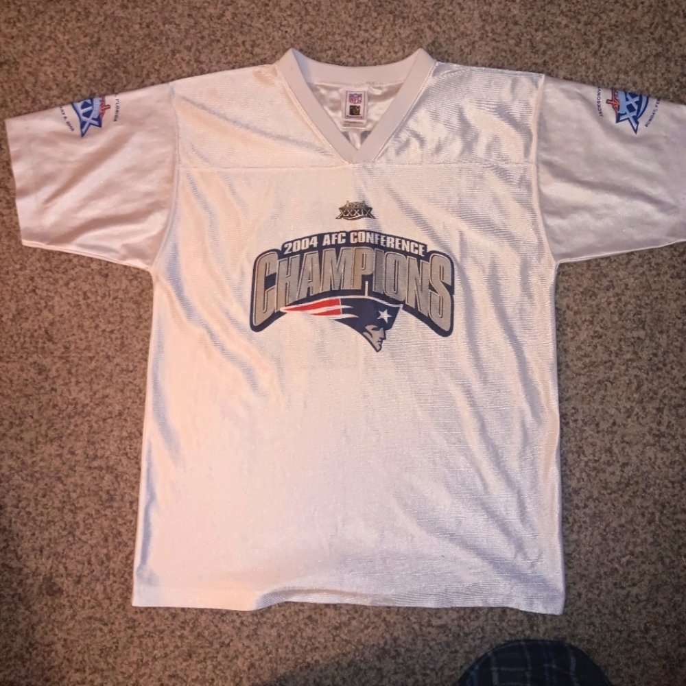 Boys XL(18-20) Patriots Super bowl XXXIX 2004 AFC conference champions Tom Brady